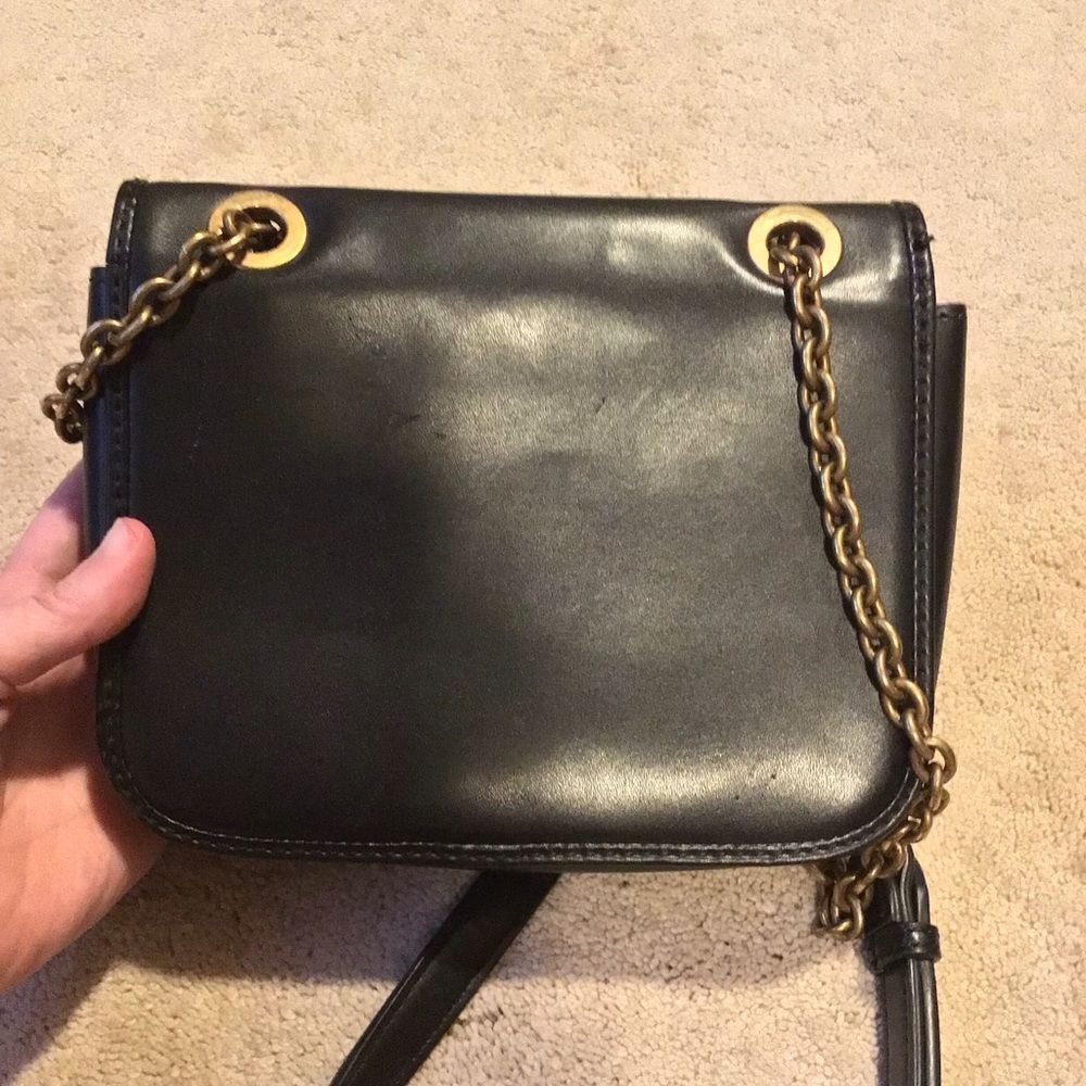 Guess Aviana Small Convertible Crossbody Flap - Picture 7 of 11